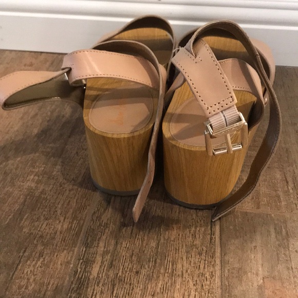 Platform tan shoes - Picture 4 of 5